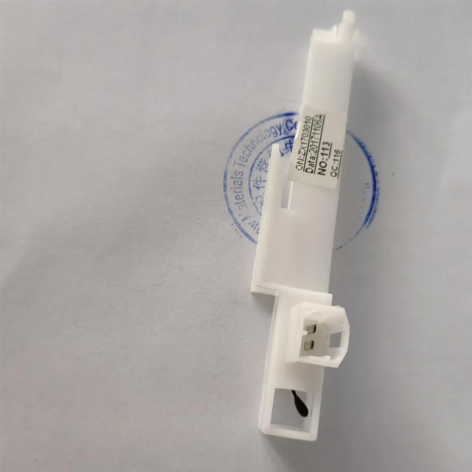 جهاز استشعار درجة الحرارة الخارجية HOWO T7H Wg1664820005